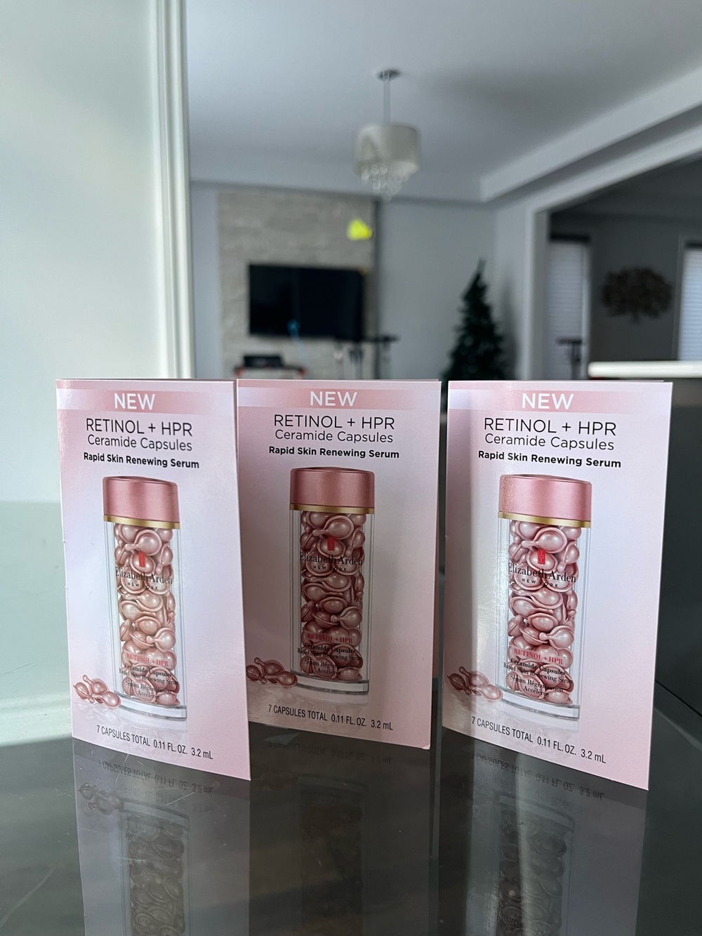 3/19$ Elizabeth Arden Retinol + Her Ceramide Capsules Rapid Skin Renewing Serum - Picture 1 of 2